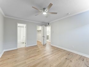 3224 Timmons Lane 157, Houston TX 77027