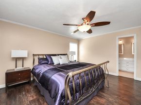 4747 Widerop Lane, Friendswood TX 77546