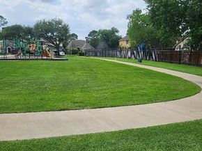 13806 Cantwell Drive, Houston TX 77014