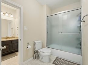 6011 Abercombie Lane, Sugar Land TX 77479