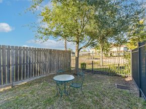 3206 N Macgregor Way A, Houston TX 77004