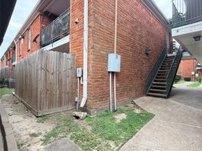 9201 Clarewood Drive 72, Houston TX 77036