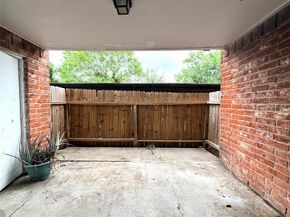 9201 Clarewood Drive 72, Houston TX 77036