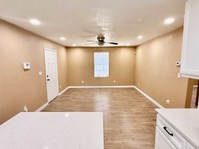 7922 Jutland Road Road, Houston TX 77033