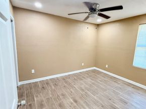 7922 Jutland Road Road, Houston TX 77033