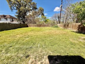7922 Jutland Road Road, Houston TX 77033