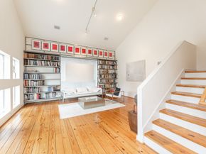 2714 Chenevert Street, Houston TX 77004