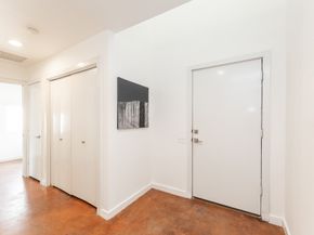 2714 Chenevert Street, Houston TX 77004