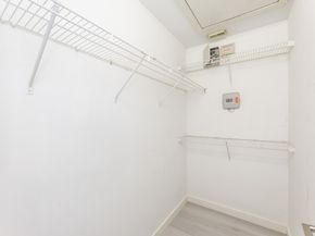 2714 Chenevert Street, Houston TX 77004