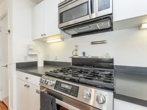 2714 Chenevert Street, Houston TX 77004