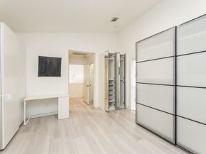 2714 Chenevert Street, Houston TX 77004