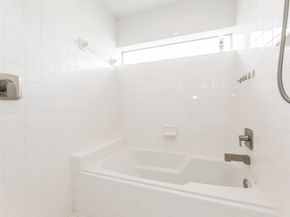 2714 Chenevert Street, Houston TX 77004