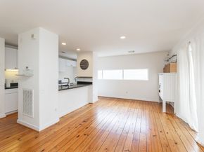 2714 Chenevert Street, Houston TX 77004