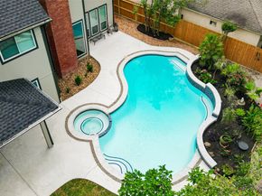 5807 Mountain View Drive, Houston TX 77345