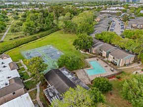 830 Threadneedle Street 240, Houston TX 77079
