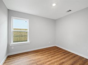 6609 Bacher Street, Houston TX 77028