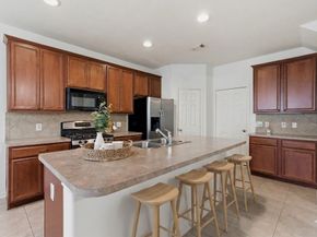 19 Aquiline Oaks Place, The Woodlands TX 77382