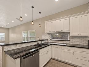 920 Kellogg Street, Houston TX 77012