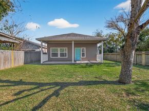 920 Kellogg Street, Houston TX 77012