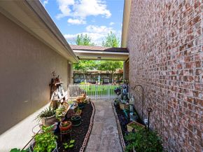 8106 Hollowhaven Court, Houston TX 77095