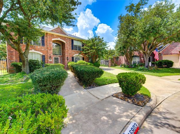 16803 Sandestine Drive, Houston TX 77095