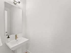 1503 Vermont Street A, Houston TX 77006