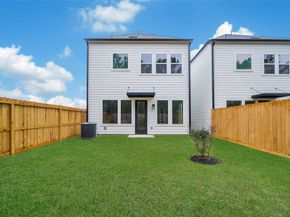 7628 Inwood Hills Lane, Houston TX 77088