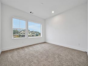 7628 Inwood Hills Lane, Houston TX 77088