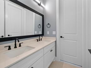 3603 Bridgewater Oaks Lane, Houston TX 77055