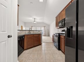 6323 Saragosa Crossing Lane, Houston TX 77066