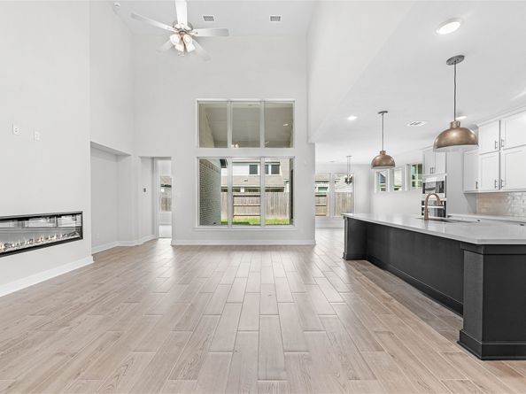 12407 Big Pine Creek Drive, Cypress TX 77433