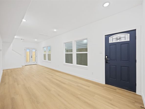 8110 De Priest Street, Houston TX 77088