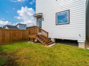 3210 A & B Retta Street, Houston TX 77026