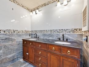 13051 Meadowline Drive, Houston TX 77082