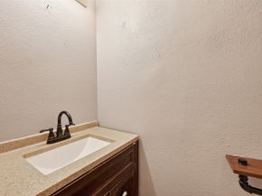 13051 Meadowline Drive, Houston TX 77082