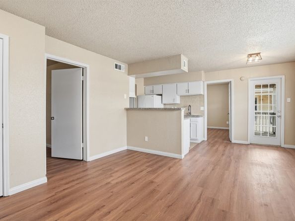 2750 Holly Hall Street 506, Houston TX 77054