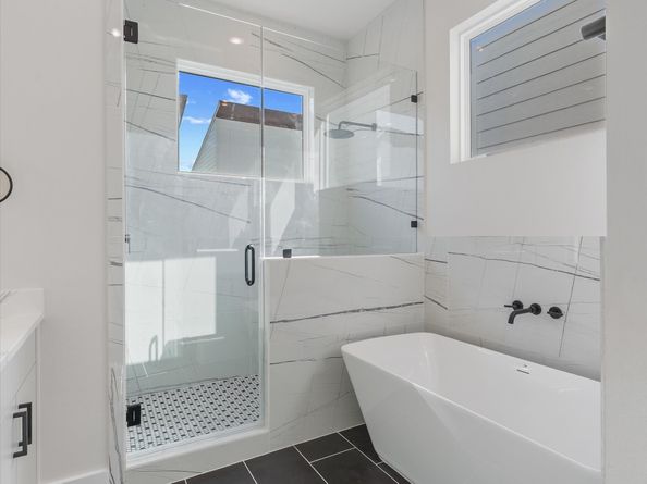 4710 Thornton Villas Lane, Houston TX 77018