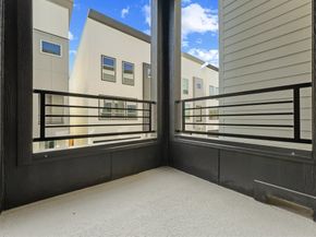 4710 Thornton Villas Lane, Houston TX 77018