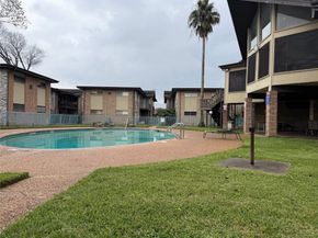 7047 Bissonnet Street 70, Houston TX 77074