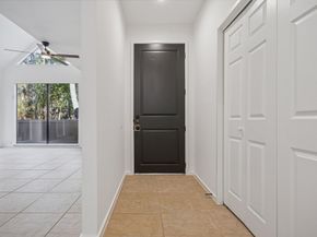 259 Litchfield Lane 66, Houston TX 77024