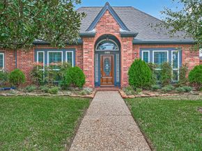 1010 Mill Valley Drive, Sugar Land TX 77498