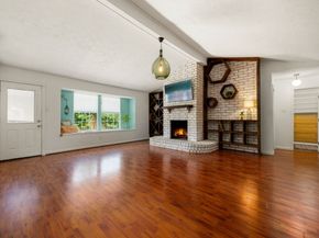 10410 Cedartowne Lane, Sugar Land TX 77498