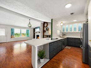 10410 Cedartowne Lane, Sugar Land TX 77498