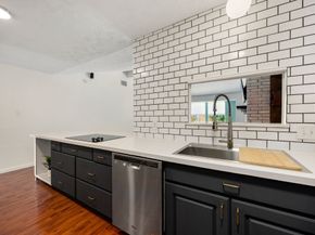 10410 Cedartowne Lane, Sugar Land TX 77498