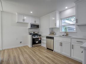 4716 Siegel Street A, Houston TX 77009