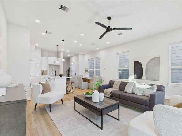 5027 Golden Forest Drive C, Houston TX 77091