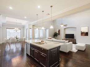 10 Silent Way Drive, Sugar Land TX 77498