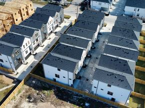 7807 Amelia Road B, Houston TX 77055