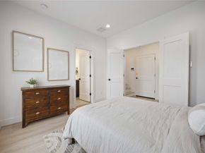 7807 Amelia Road B, Houston TX 77055