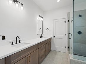 7807 Amelia Road B, Houston TX 77055